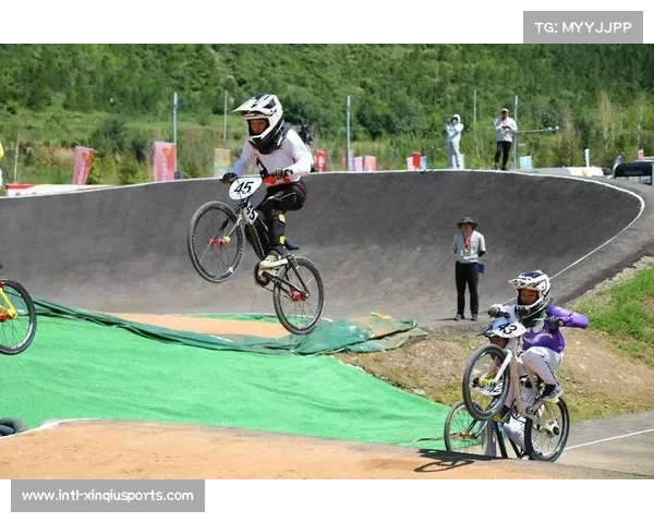 华南赛S-RIDE E-MTB Enduro男子公开组冠军由Akki Pro Team陈俊熙夺得